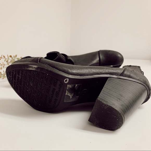 Breckelles Heeled Booties - Picture 3 of 5